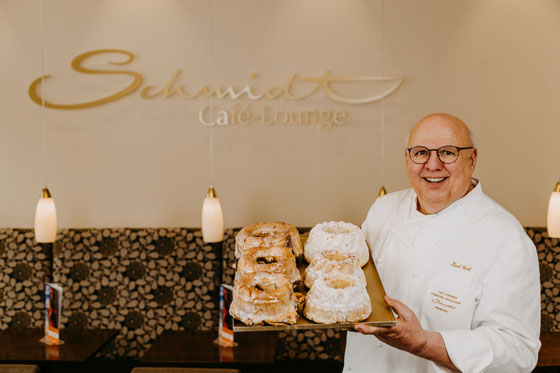 Karl Guth, Konditormeister von Café Schmidt